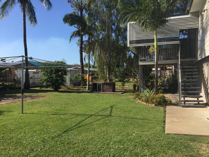 13 Harriette Street, Park Avenue QLD 4701